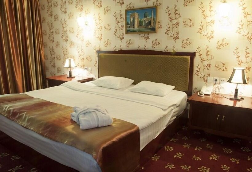 Suite, Golden Valley