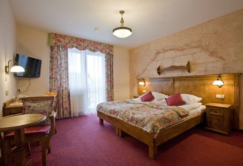 غرفة بريميوم, Helan Family & Spa