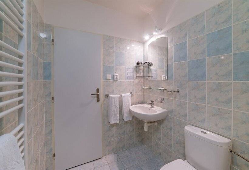 اتاق راحتی, Metropol