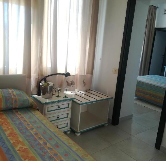 חדר סטנדרט לשלושה, Nido D'aquila