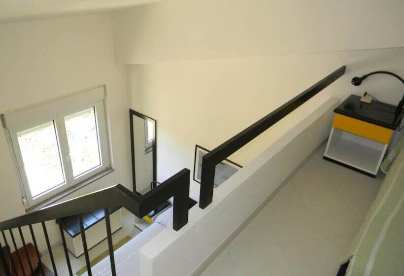 חדר סטנדרט לארבעה, Nido D'aquila