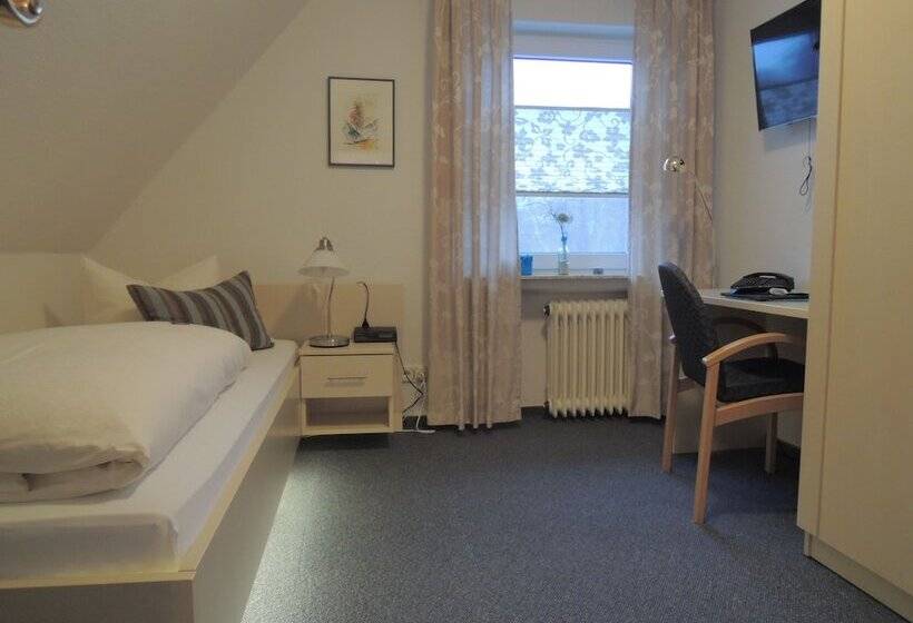 标准单人间, Ostfriesland Garni