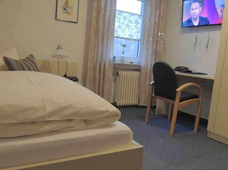 标准单人间, Ostfriesland Garni