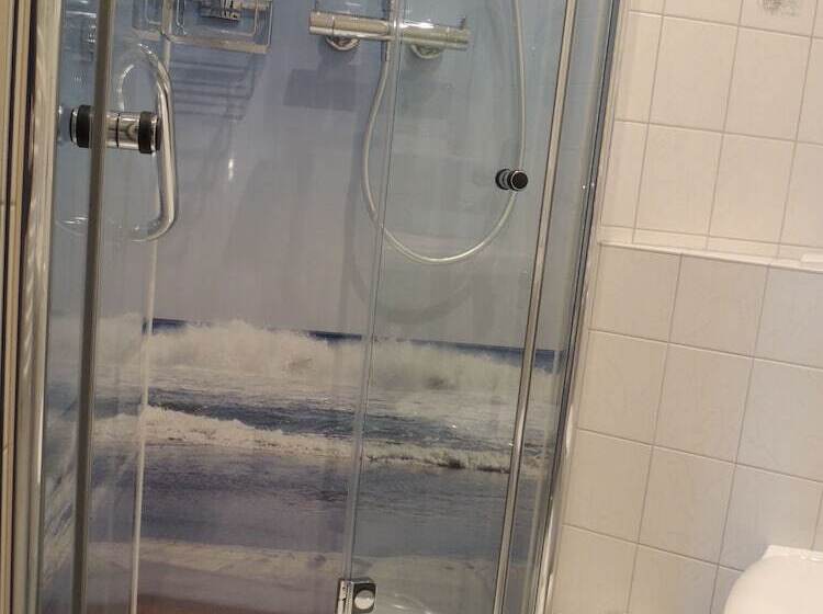 标准间, Ostfriesland Garni