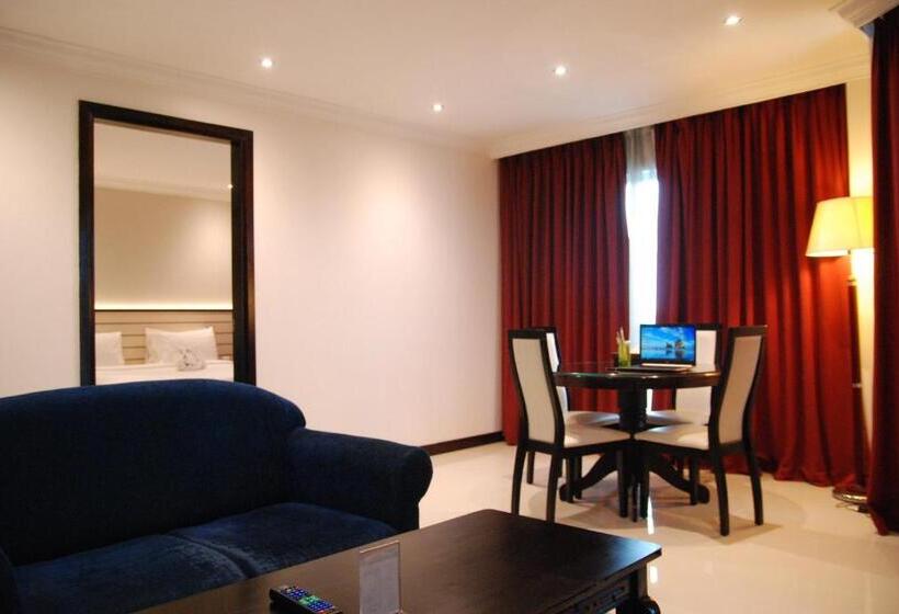 סוויטה אקזקיוטיב, Pacific Palace