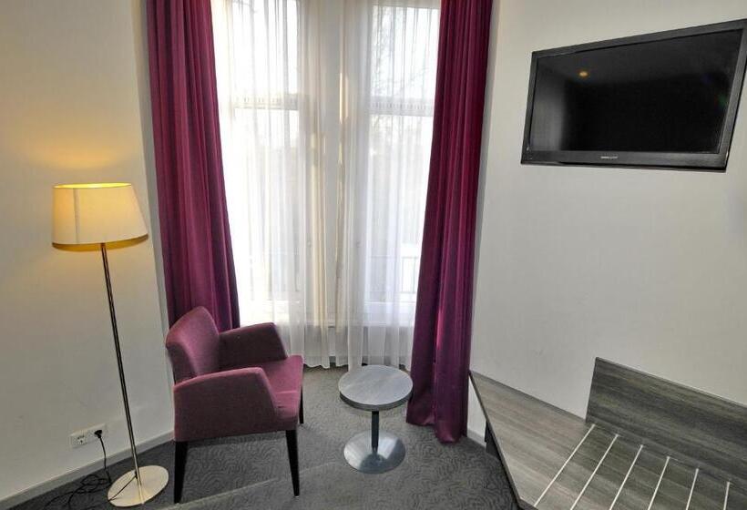 اتاق اجرایی, Parkview