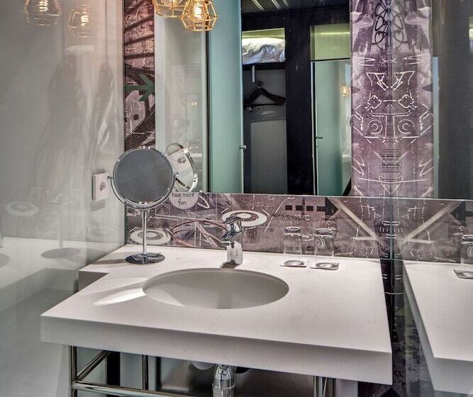 스탠다드 룸, Radisson Blu Riverside