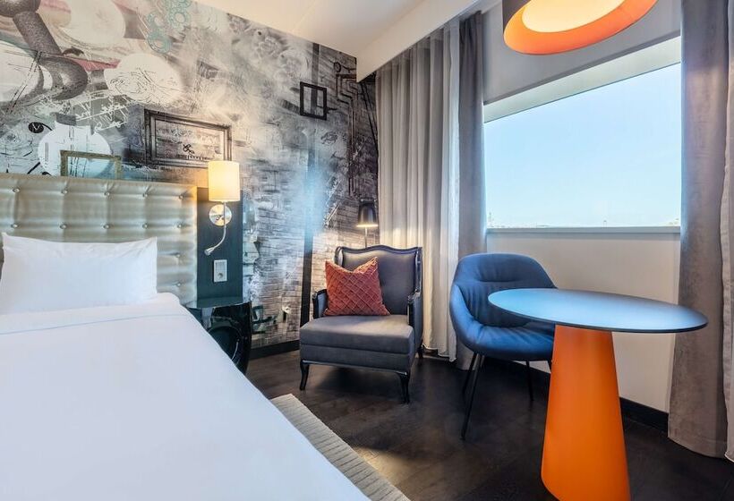 스탠다드 룸, Radisson Blu Riverside