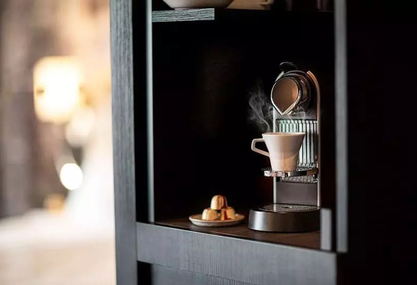 سوئیت با چشمانداز رودخانه, Radisson Blu Riverside
