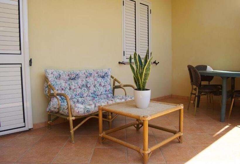 דירת חדר, Residence Sciaron