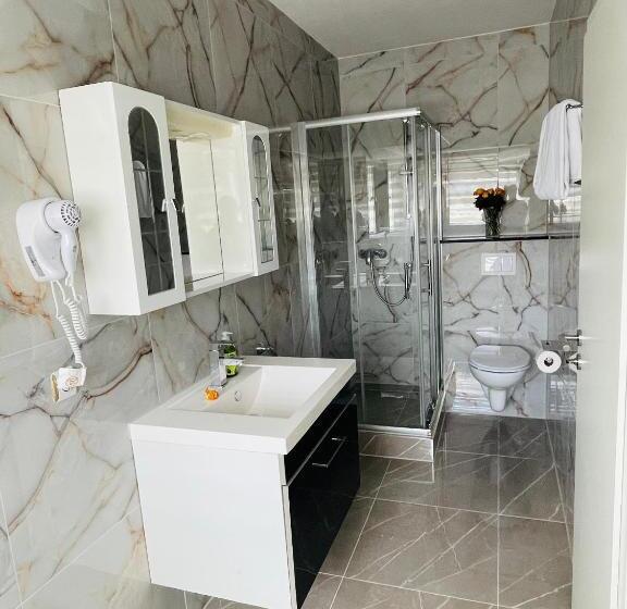 חדר סטנדרט, Royal