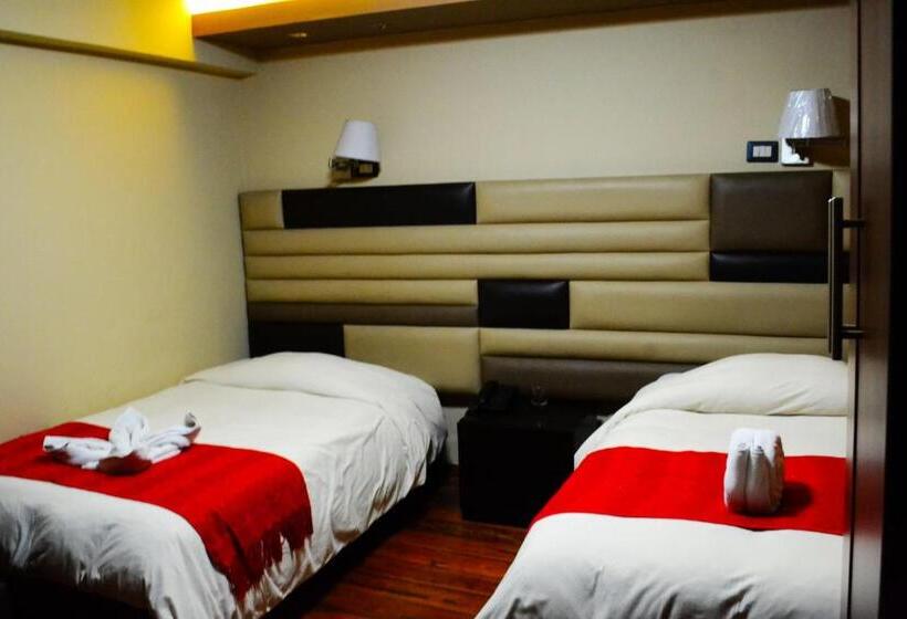 Standard Szoba, Royal Qosqo