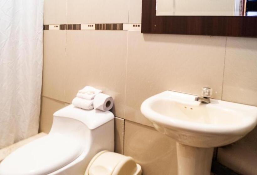 Standard Szoba, Royal Qosqo