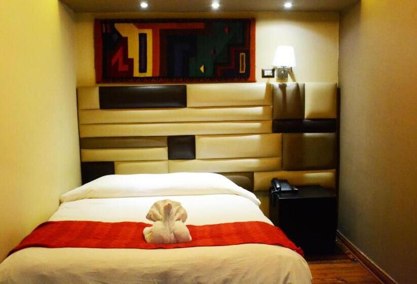 Standard Szoba, Royal Qosqo