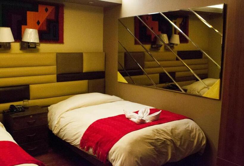 Standard Egyágyas Szoba, Royal Qosqo