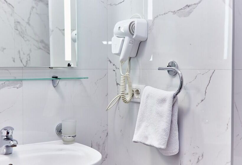 اتاق استاندارد, Royal Street