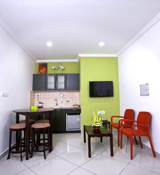 带大床的套房, Vasudevam Premium Suites