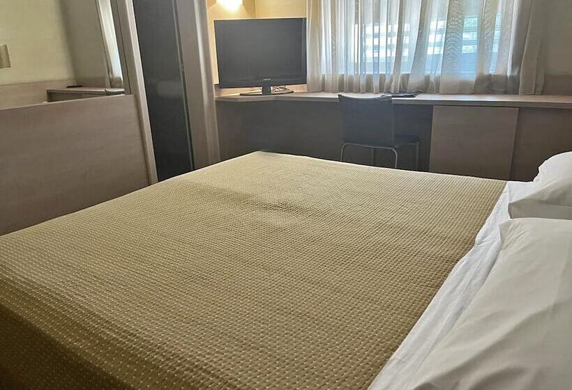 اتاق استاندارد یک نفره, Viva Hotel Avellino