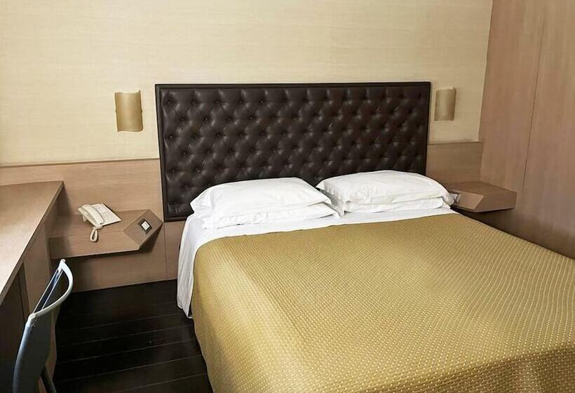 اتاق استاندارد یک نفره, Viva Hotel Avellino