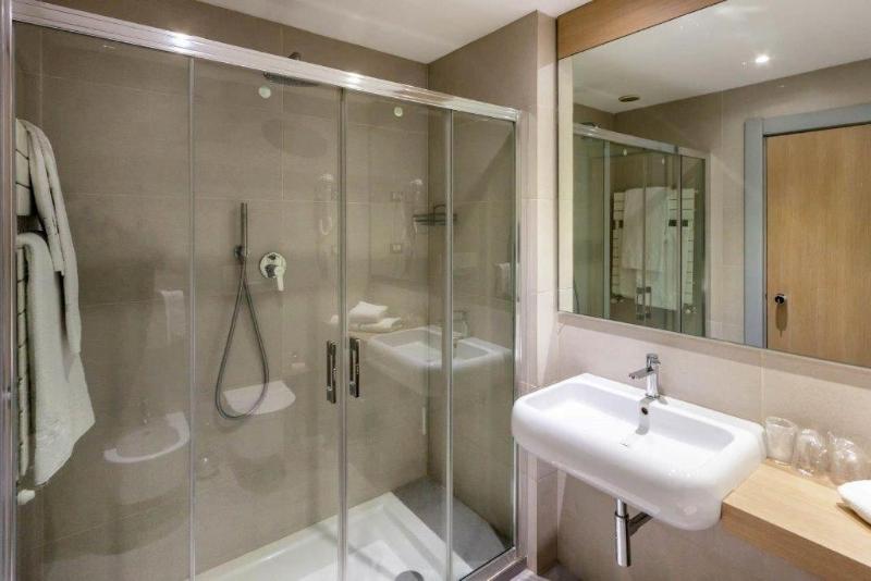 اتاق استاندارد یک نفره, Viva Hotel Avellino