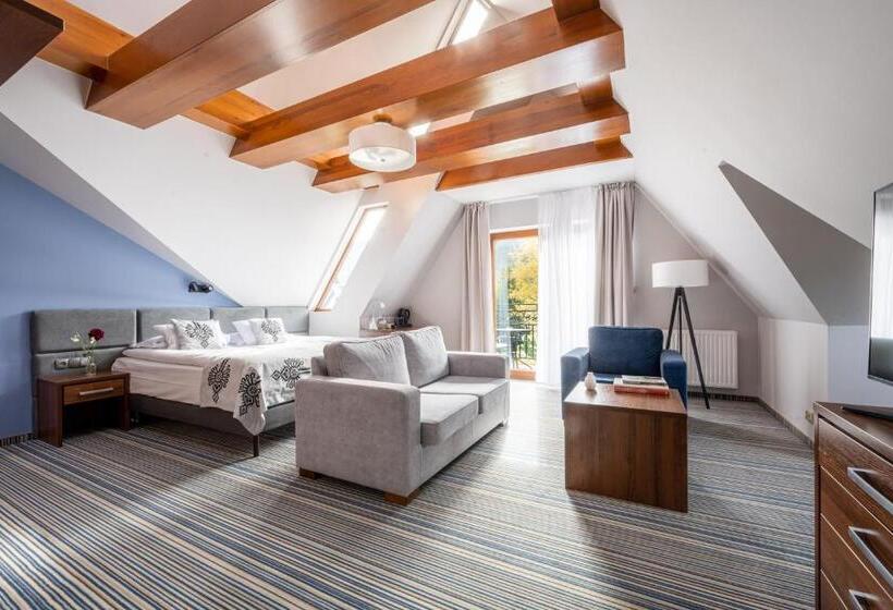 Quarto Deluxe, Willa Pod Skocznią