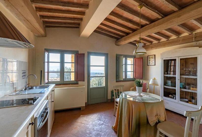 شقة غرفة نوم واحدة مزودة بشُرفة, Le Ragnaie