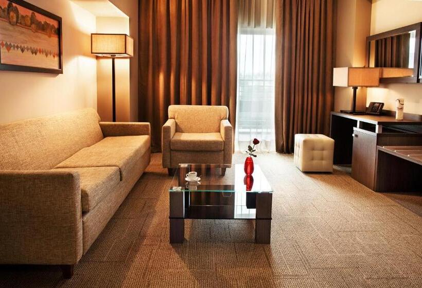 سوئیت پریمیوم, Mirotel Resort And Spa