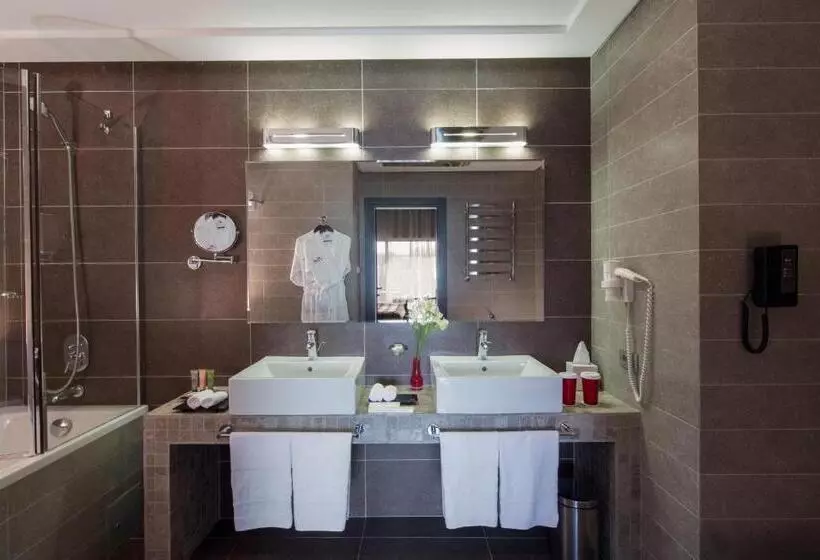 سوئیت پریمیوم, Mirotel Resort And Spa