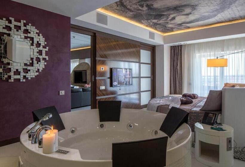 Люкс Повышенной Комфортности, Mirotel Resort And Spa
