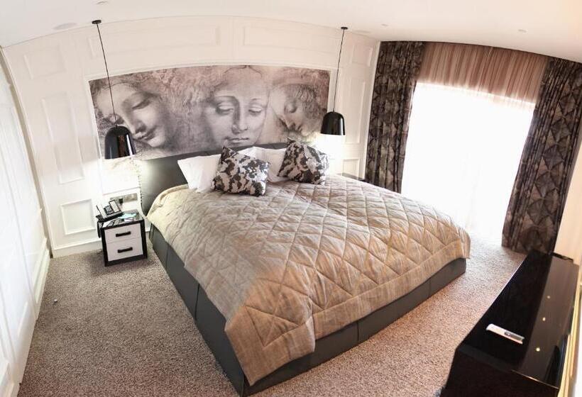 سوئیت پرزیدنت, Mirotel Resort And Spa