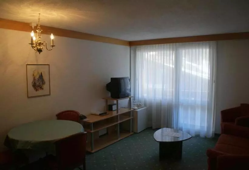 1 Schlafzimmer Apartment, Residence