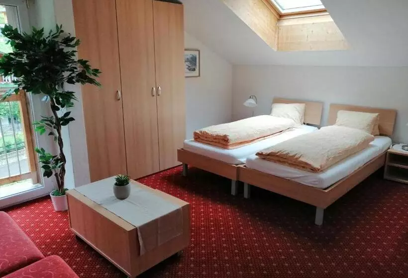 3 Schlafzimmer Apartment, Residence