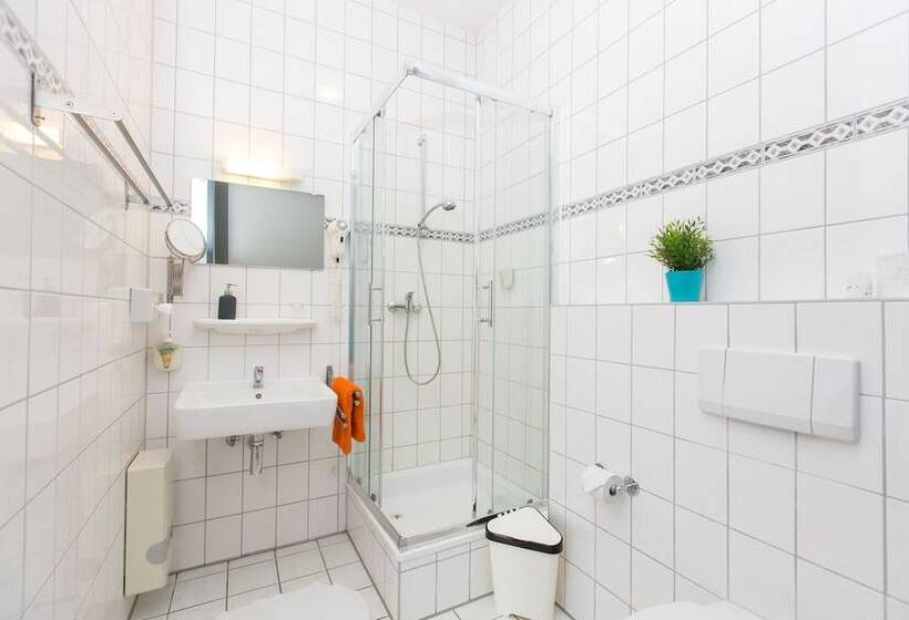 Четырехместный Номер Стандарт, T3 Hotel Cityloft
