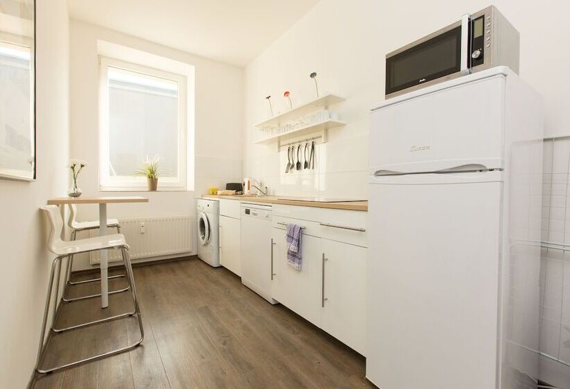 Апартаменты 1 Спальня, T3 Hotel Cityloft