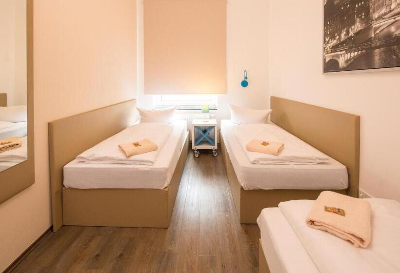 Апартаменты 1 Спальня, T3 Hotel Cityloft