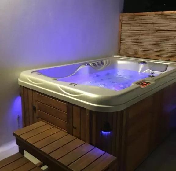 ハイドロマッサージバス付きスイート, Valena Mare Suites & Apartments