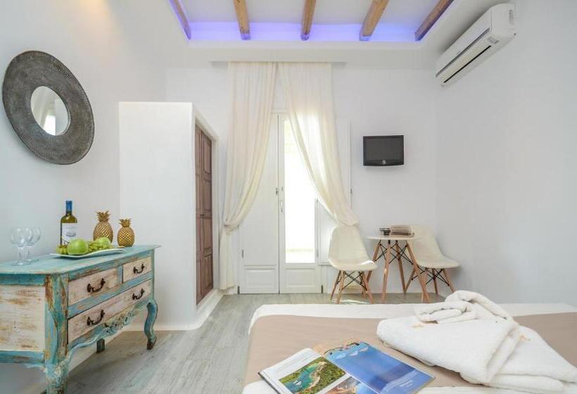 Люкс с гидромассажем, Valena Mare Suites & Apartments