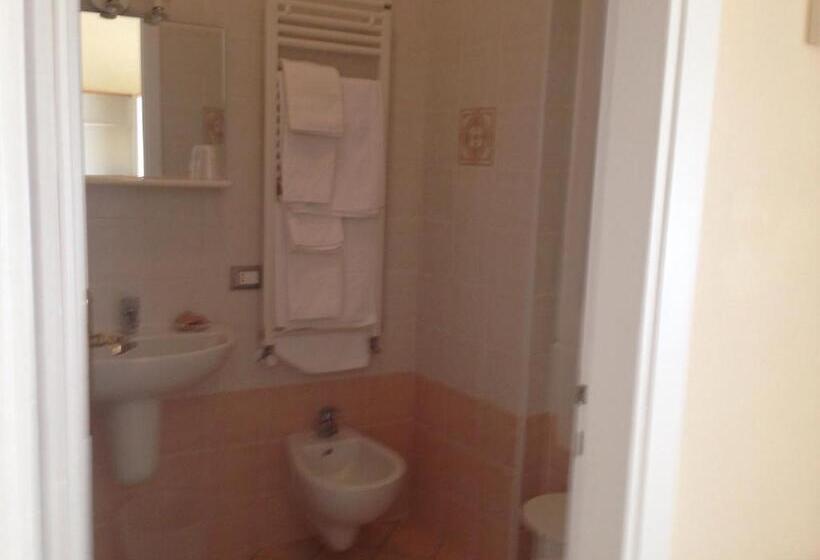 Номер Стандарт, Villa Giulia