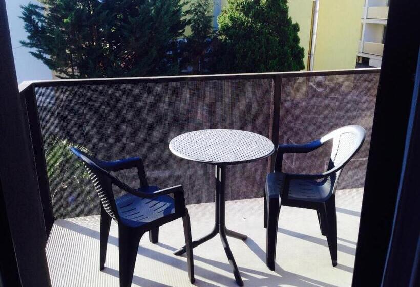 Номер Superior с Балконом, Villa Regina