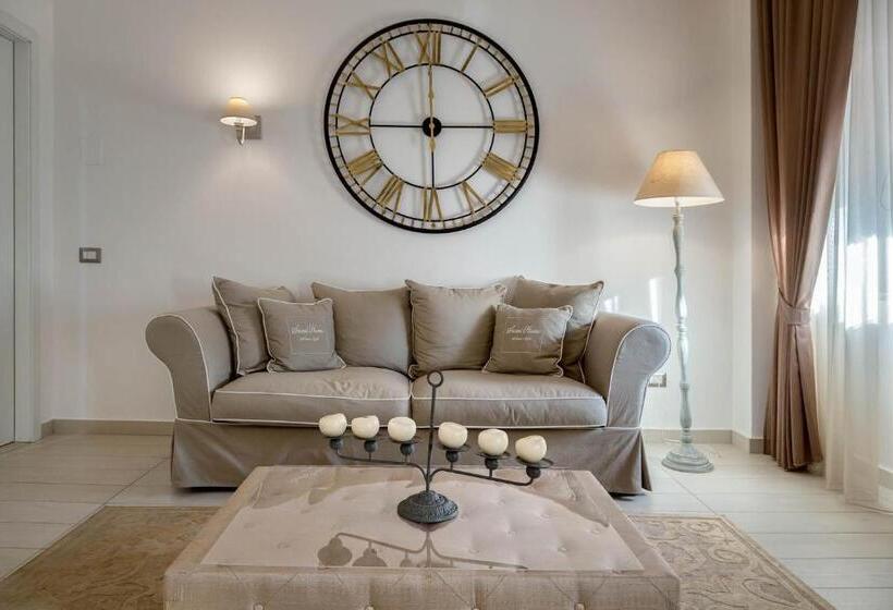 سوئیت کلاسیک, Viva Hotel Avellino