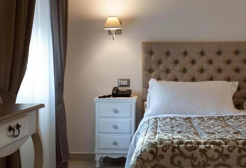سوئیت کلاسیک, Viva Hotel Avellino