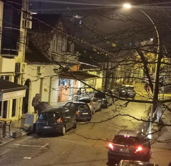 اتاق استاندارد چهارنفره با سرویس بهداشتی مشترک, Stars Aspava Blue Hostel