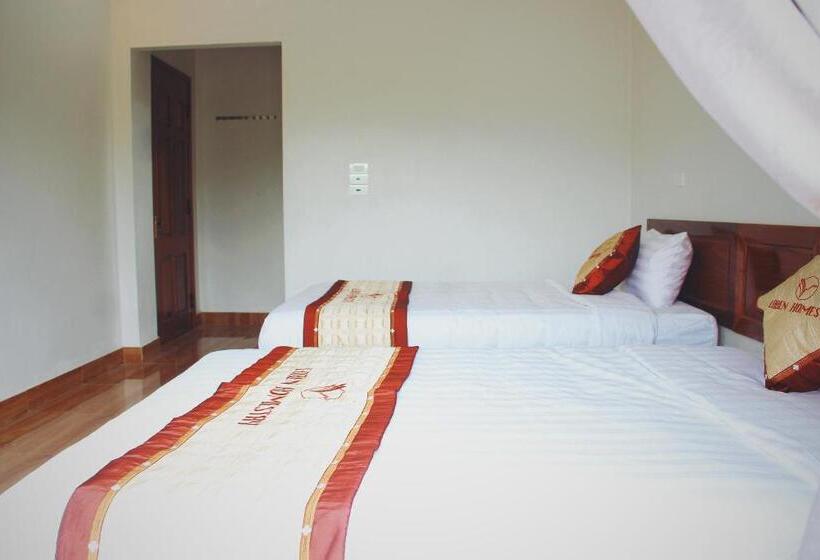 اتاق لوکس با بالکن, Loren Homestay