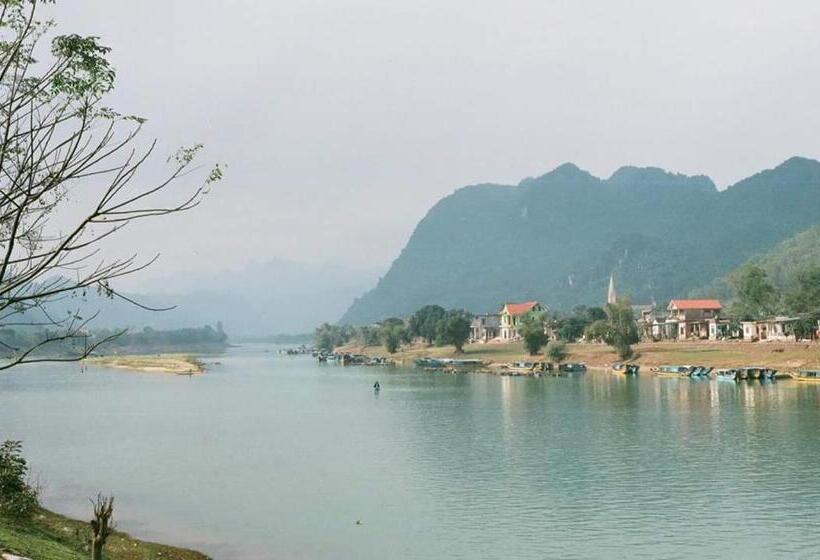 اتاق استاندارد سه تخته با بالکن, Loren Homestay