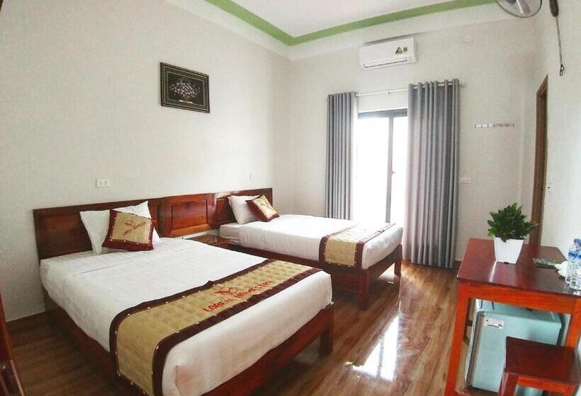 اتاق استاندارد با بالکن, Loren Homestay