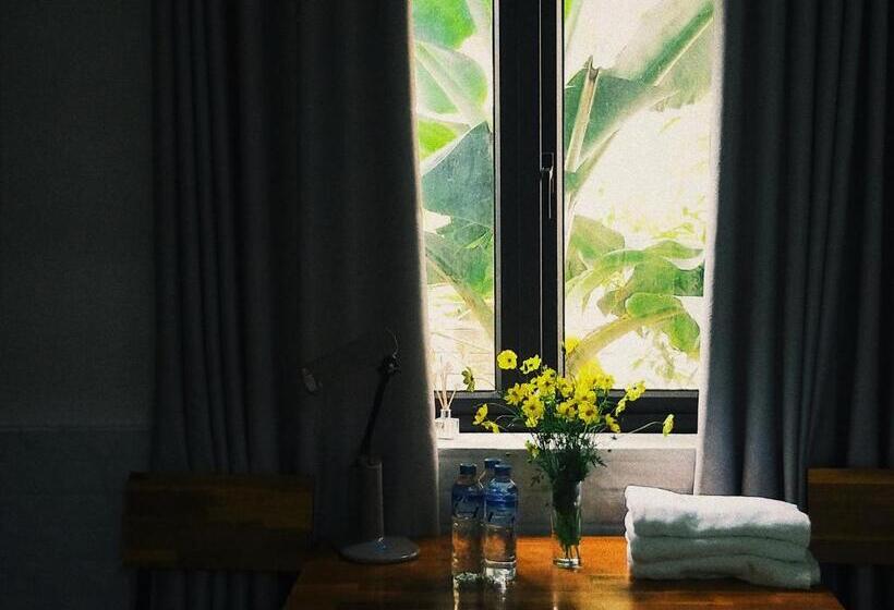 اتاق استاندارد با بالکن, Loren Homestay