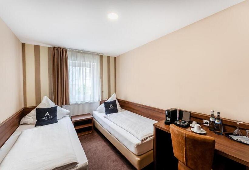 Номер Стандарт, Aspire Castillo Reutlingen, Trademark Collection By Wyndham