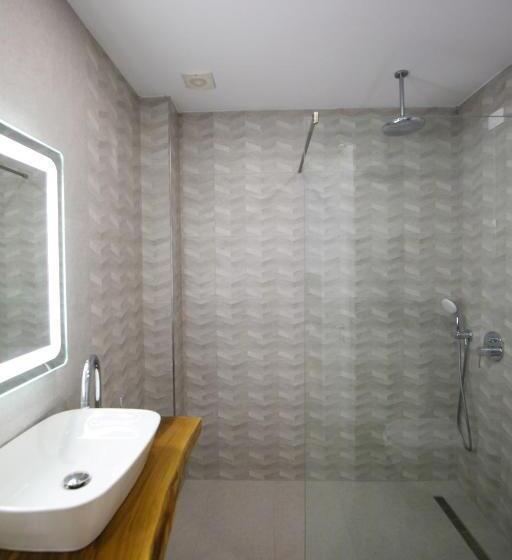 דירה בת חדר שינה 1 עם מרפסת, Oricon Coast Luxury Resort