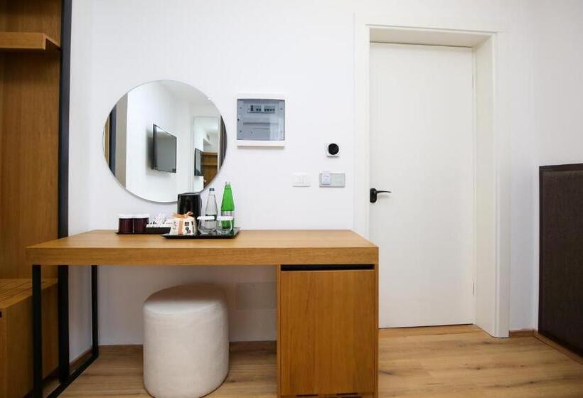 דירה בת חדר שינה 1 עם מרפסת, Oricon Coast Luxury Resort