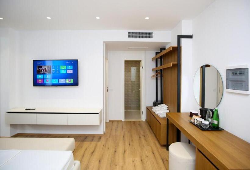 Апартаменты 1 Спальня с Балконом, Oricon Coast Luxury Resort